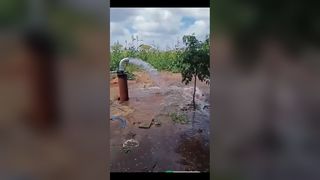 Acionador de bomba solar VEIKONG com LCD colorido recebe muitos elogios de clientes quenianos